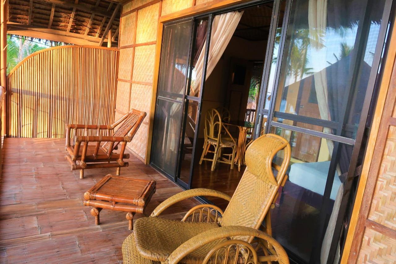 Villa Marmarine Beach Resort & Restaurant シキホール エクステリア 写真