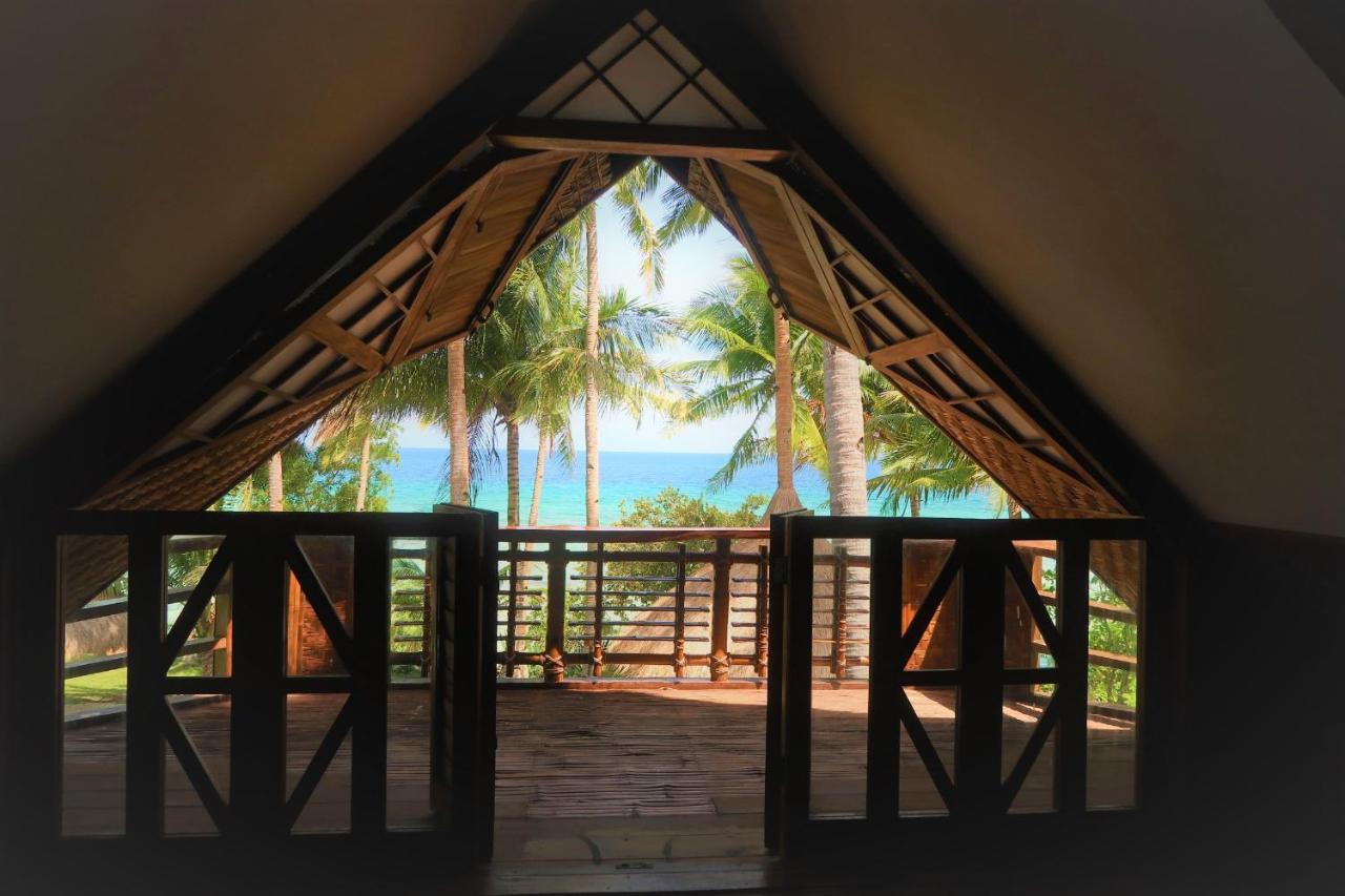 Villa Marmarine Beach Resort & Restaurant シキホール エクステリア 写真