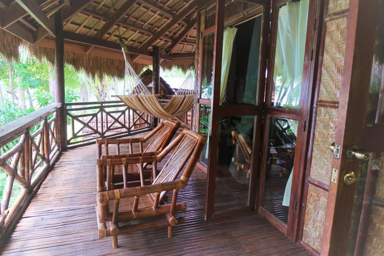 Villa Marmarine Beach Resort & Restaurant シキホール エクステリア 写真