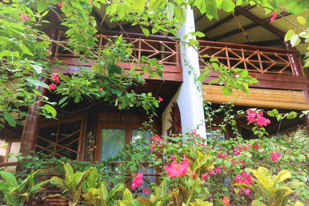 Villa Marmarine Beach Resort & Restaurant シキホール エクステリア 写真