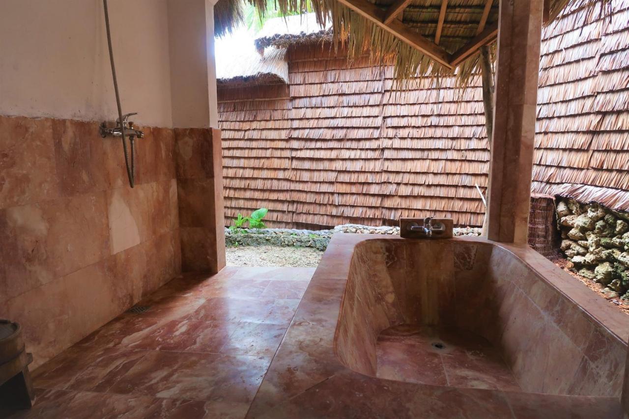 Villa Marmarine Beach Resort & Restaurant シキホール エクステリア 写真